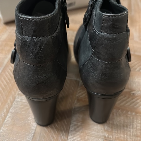 Geox Gray Ankle Boots for Women - Picture 7 of 10